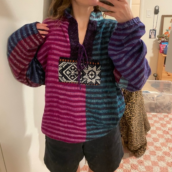 Lightweight psychedelic color block sweater OS - Picture 4 of 7
